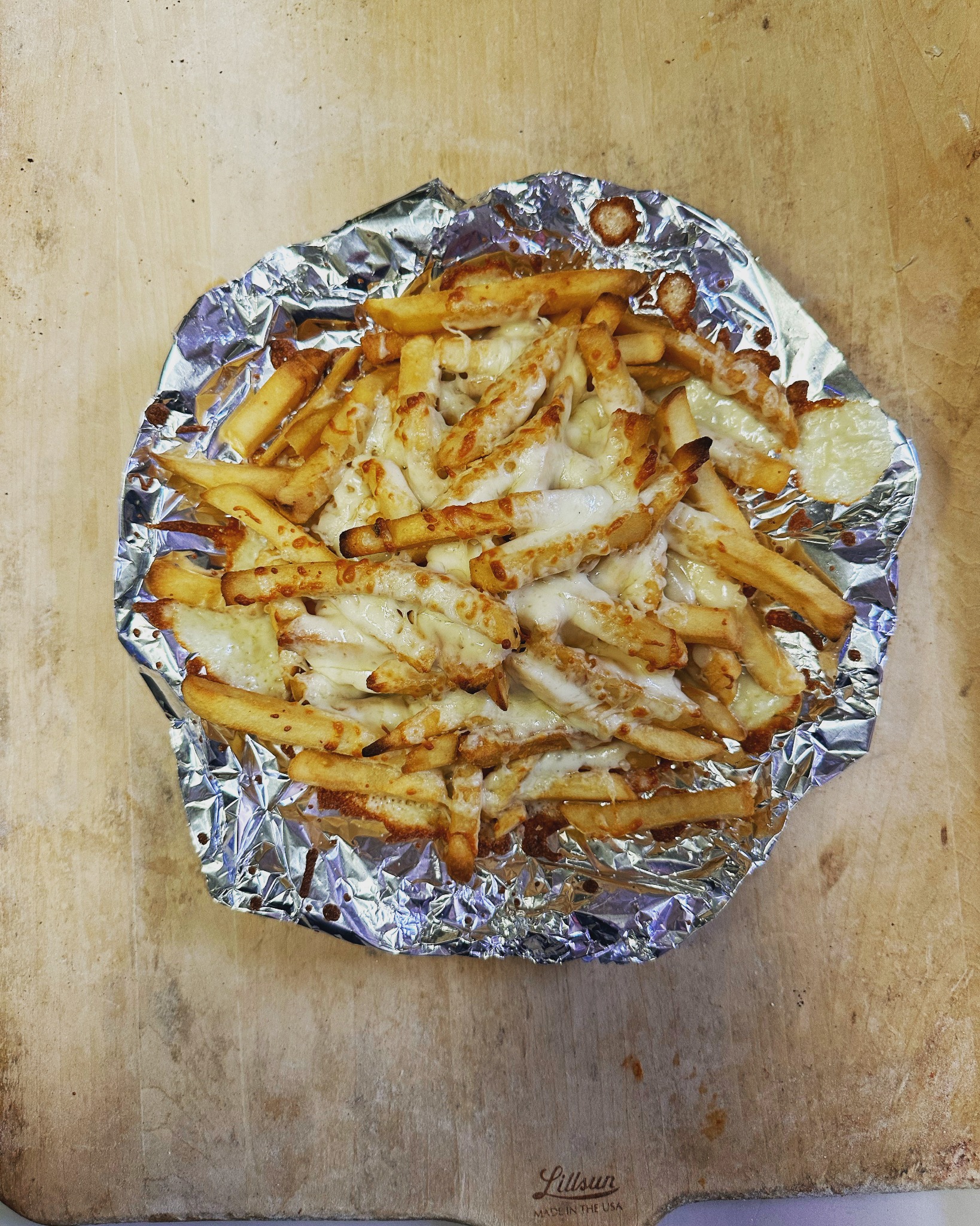Cheese fries from La Pizza Kosher