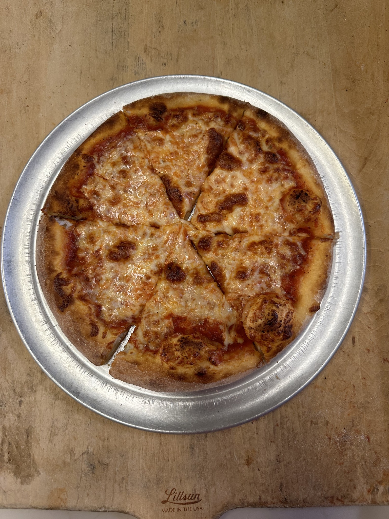 Cheese pizza from La Pizza Kosher